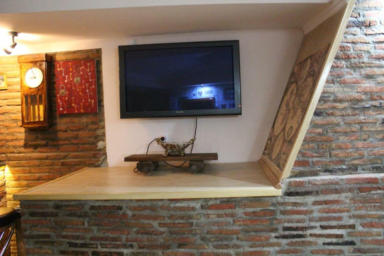 Lui Lui Daire Tiflis Dış mekan fotoğraf