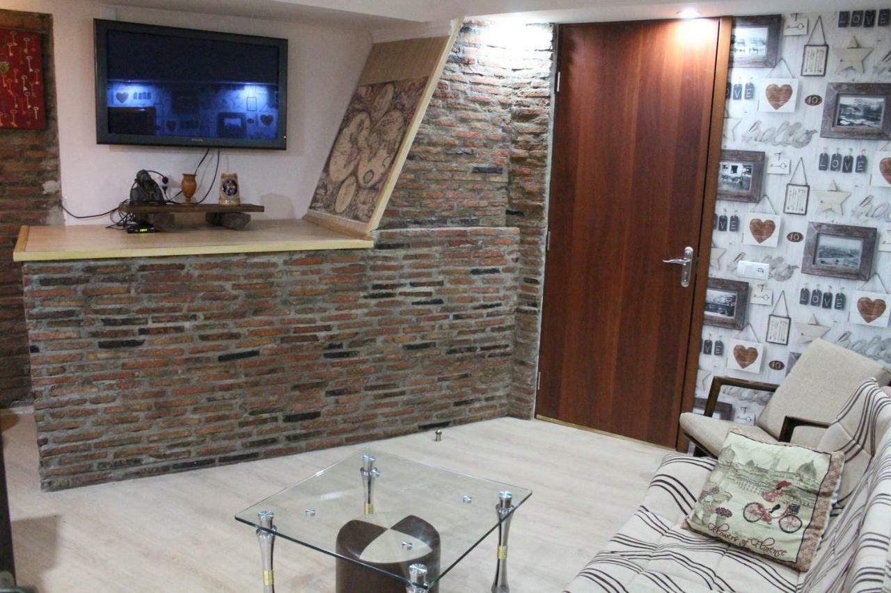 Lui Lui Daire Tiflis Dış mekan fotoğraf